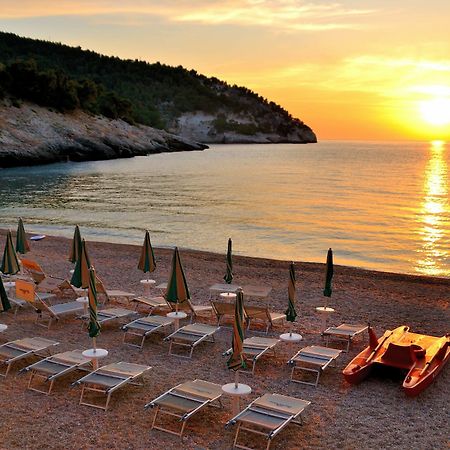 Pugnochiuso Resort Hotel Del Faro Vieste Buitenkant foto