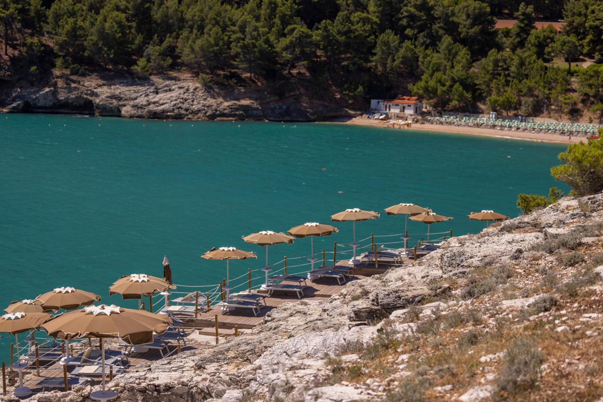 Pugnochiuso Resort Hotel Del Faro Vieste Buitenkant foto