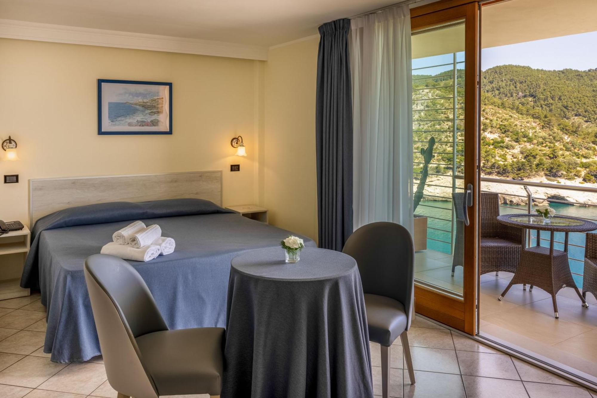 Pugnochiuso Resort Hotel Del Faro Vieste Buitenkant foto